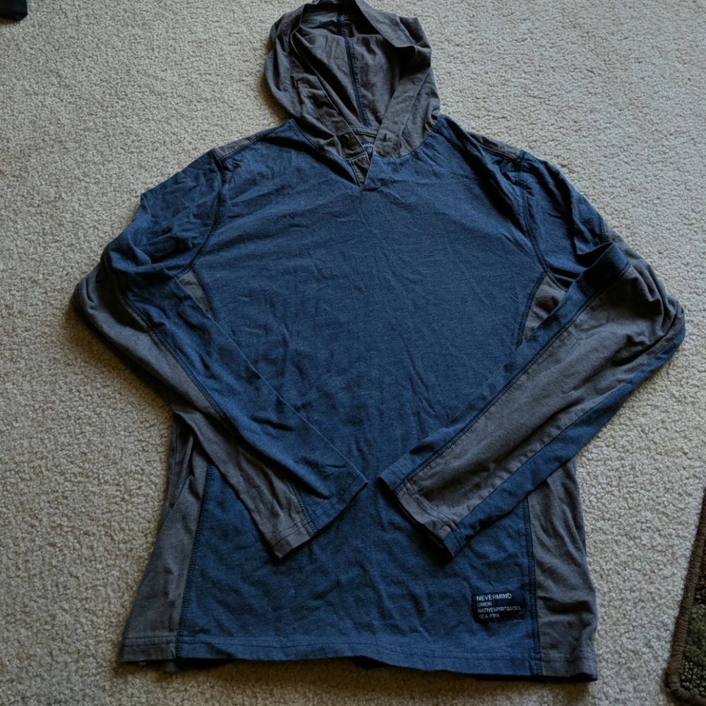 Lightweight hoodie